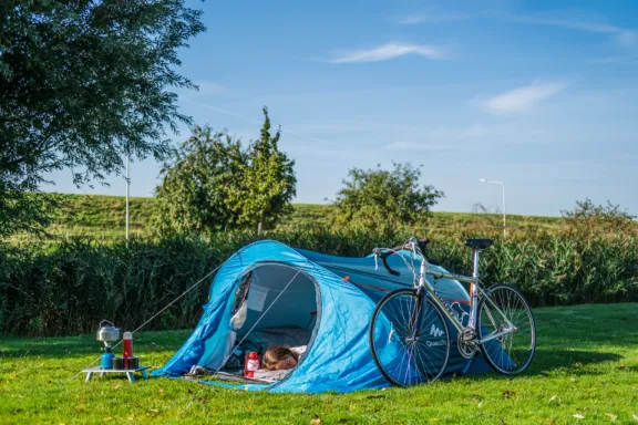 Kleine tent op 't Weergors Weide 2